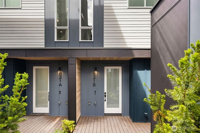 823 B 17th Avenue, Seattle, WA 98144