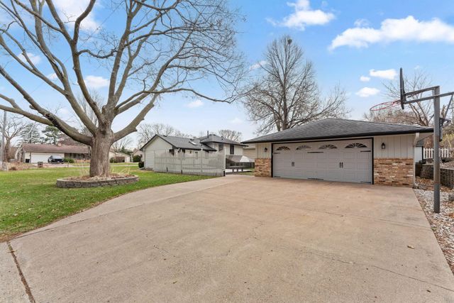1249 8th Lane, Anoka, MN 55303