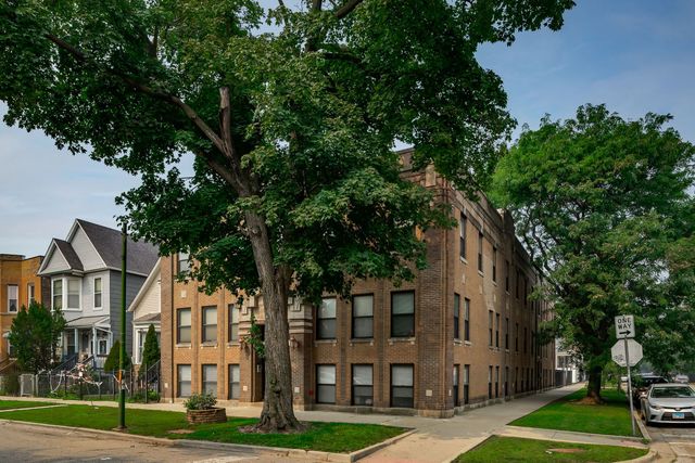 1856 N Sawyer Avenue 303, Chicago, IL 60647