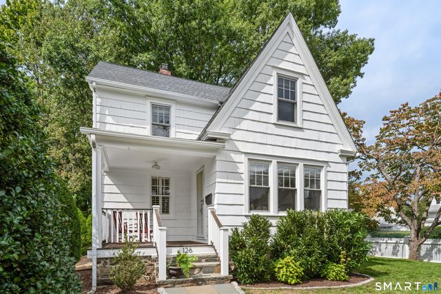 126 Oldfield Road, Fairfield, CT 06824