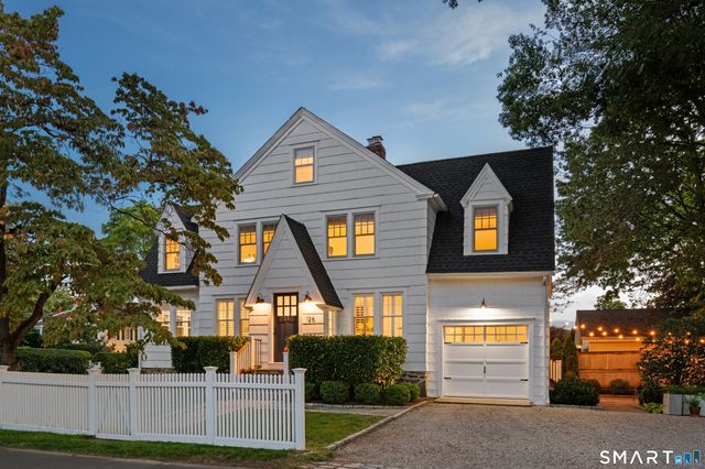 126 Oldfield Road, Fairfield, CT 06824