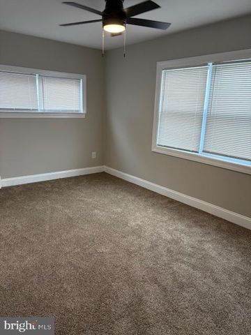 30 W PARKWAY AVE, Chester, PA 19013