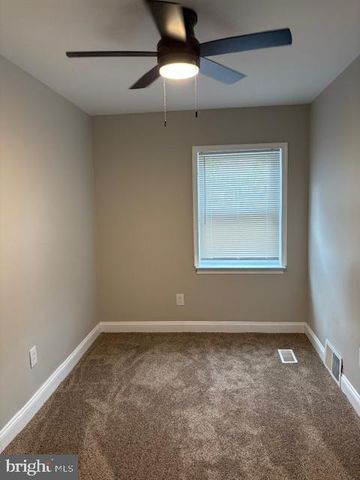 30 W PARKWAY AVE, Chester, PA 19013