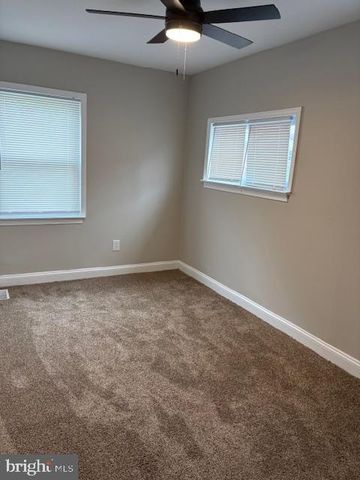 30 W PARKWAY AVE, Chester, PA 19013
