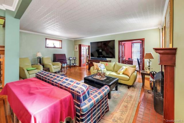 8420 Charlecote Ridge, Jamaica, NY 11432