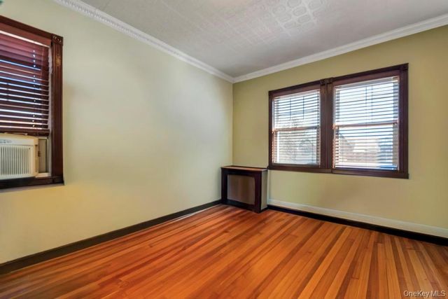 8420 Charlecote Ridge, Jamaica, NY 11432