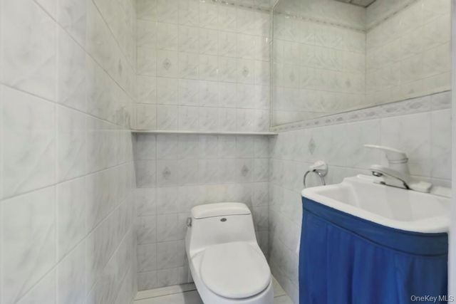 8420 Charlecote Ridge, Jamaica, NY 11432