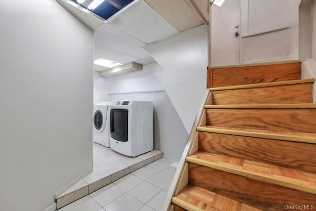 8420 Charlecote Ridge, Jamaica, NY 11432