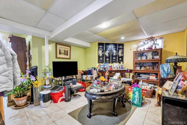 8420 Charlecote Ridge, Jamaica, NY 11432