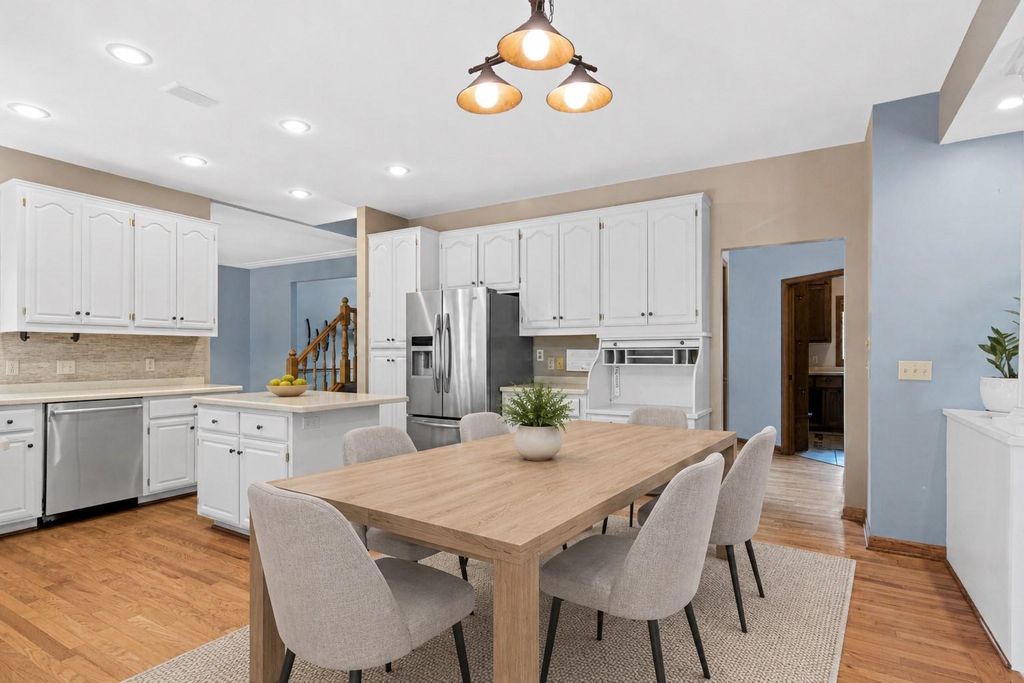 8441 W Lake Drive, Chanhassen, MN 55317 — photo 3