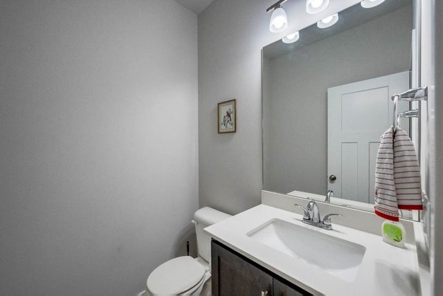 604 1st Street NW, Bondurant, IA 50035