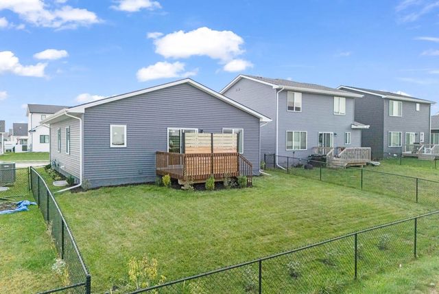 604 1st Street NW, Bondurant, IA 50035