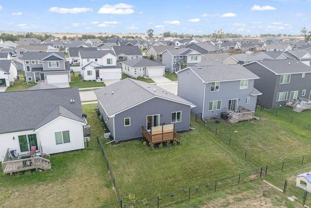 604 1st Street NW, Bondurant, IA 50035