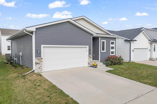 604 1st Street NW, Bondurant, IA 50035