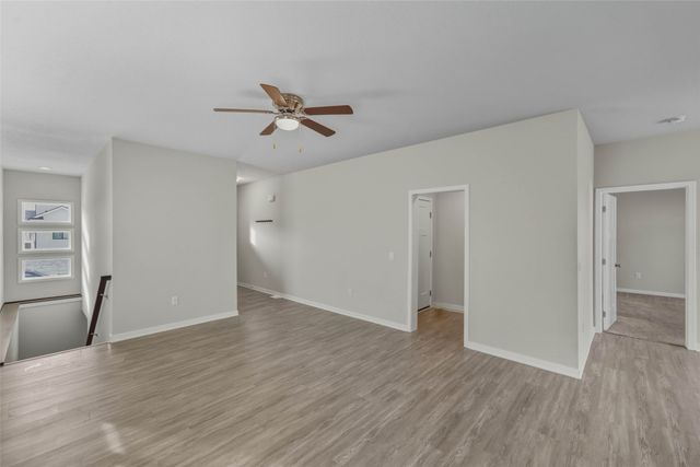 604 1st Street NW, Bondurant, IA 50035