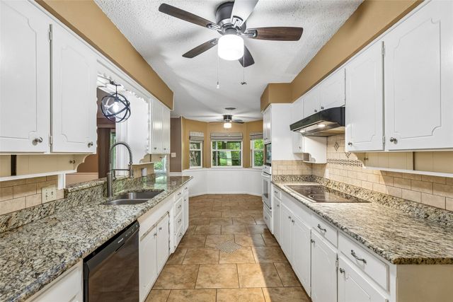 1706 Camellia Drive, Arlington, TX 76013