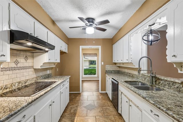 1706 Camellia Drive, Arlington, TX 76013