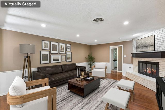 1706 Camellia Drive, Arlington, TX 76013
