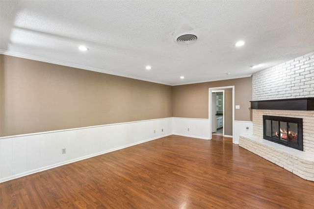 1706 Camellia Drive, Arlington, TX 76013