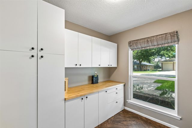 1706 Camellia Drive, Arlington, TX 76013