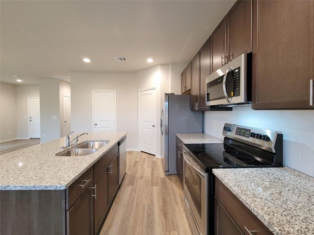 942 Amesbury Court, Montgomery, TX 77316