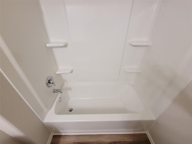 942 Amesbury Court, Montgomery, TX 77316
