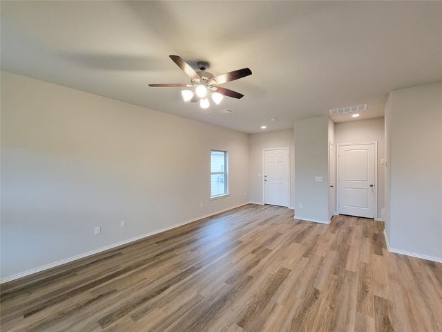 942 Amesbury Court, Montgomery, TX 77316