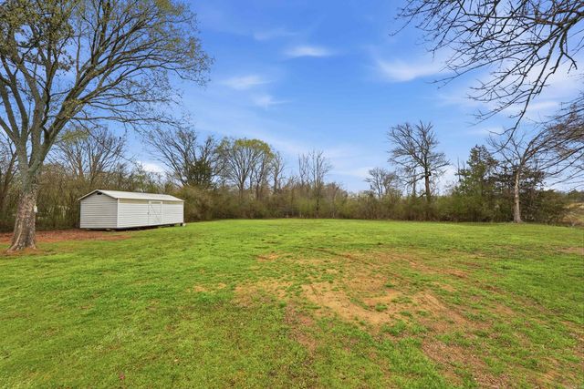 74 E Main, Greenbrier, AR 72058