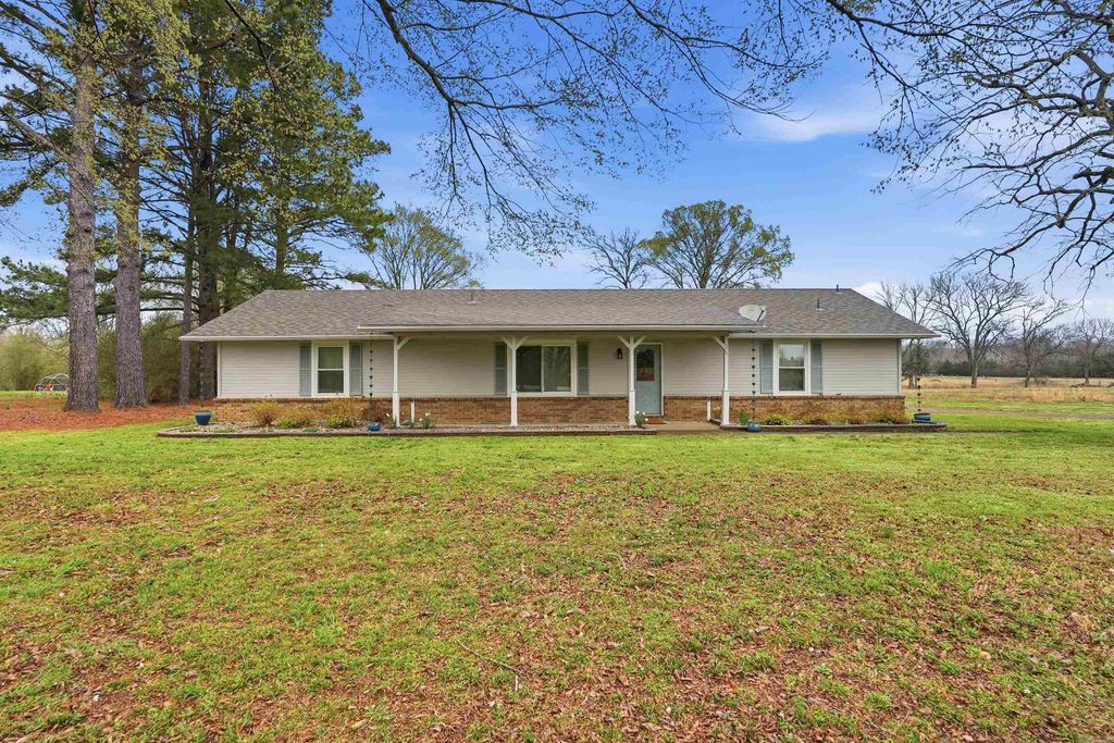 74 E Main, Greenbrier, AR 72058