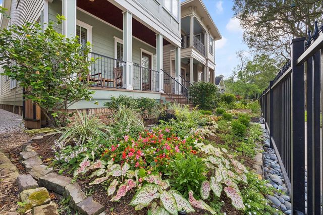 706 E 12th Street, Houston, TX 77008