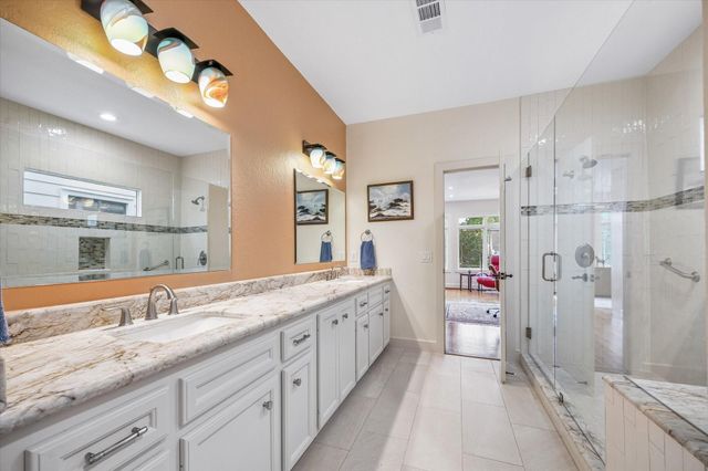 706 E 12th Street, Houston, TX 77008