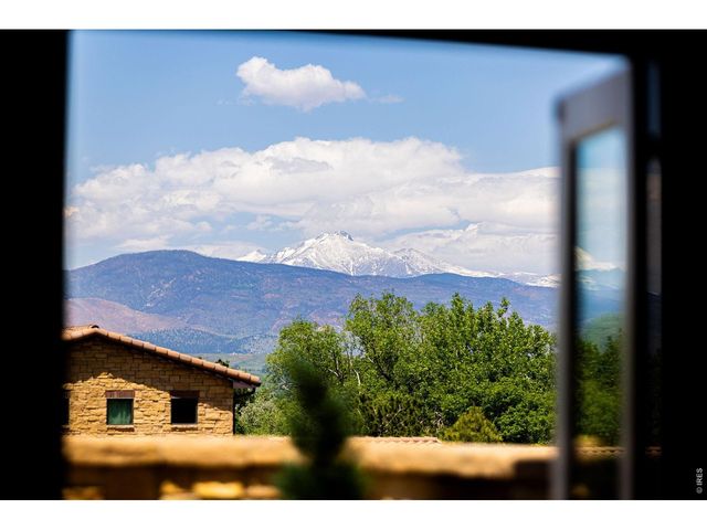 6851 Goldbranch Dr, Niwot, CO 80503