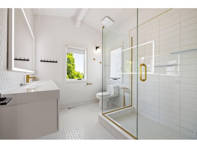 6851 Goldbranch Dr, Niwot, CO 80503