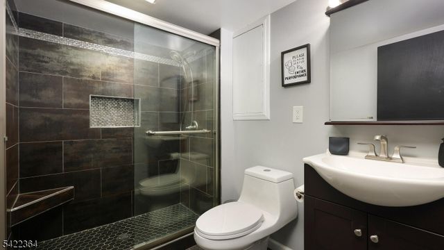 382 Huntington Rd, Union Twp., NJ 07083