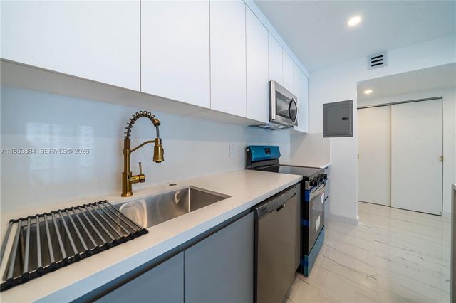 19380 Collins Ave 1105, Sunny Isles Beach, FL 33160