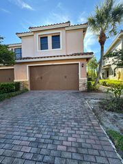 127 W Riverwalk Cir W W, Plantation, FL 33325