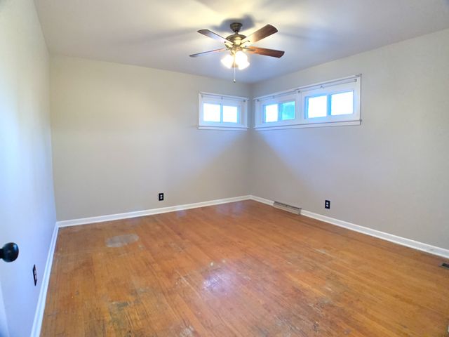 30 Bunker Hill Rd, Clarksville, TN 37042