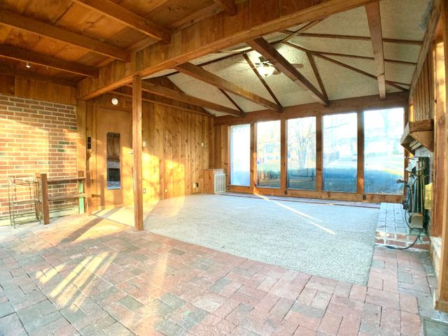 30 Bunker Hill Rd, Clarksville, TN 37042