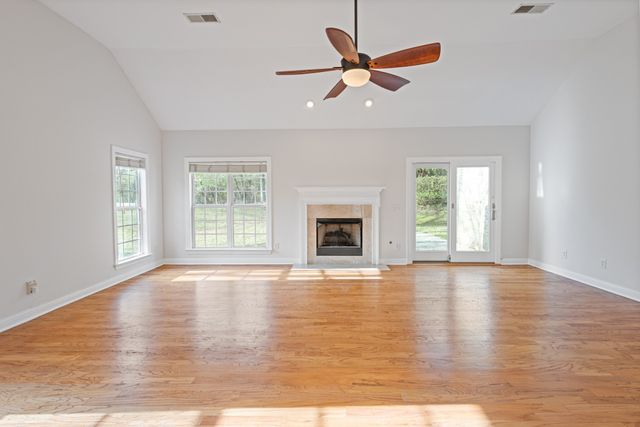 348 Red Feather Ln, Brentwood, TN 37027