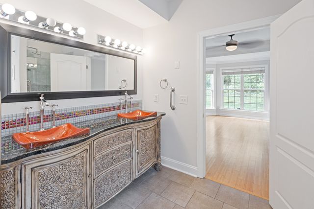 348 Red Feather Ln, Brentwood, TN 37027