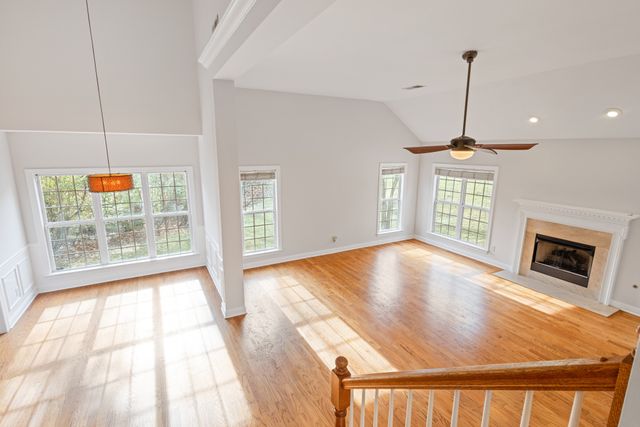 348 Red Feather Ln, Brentwood, TN 37027