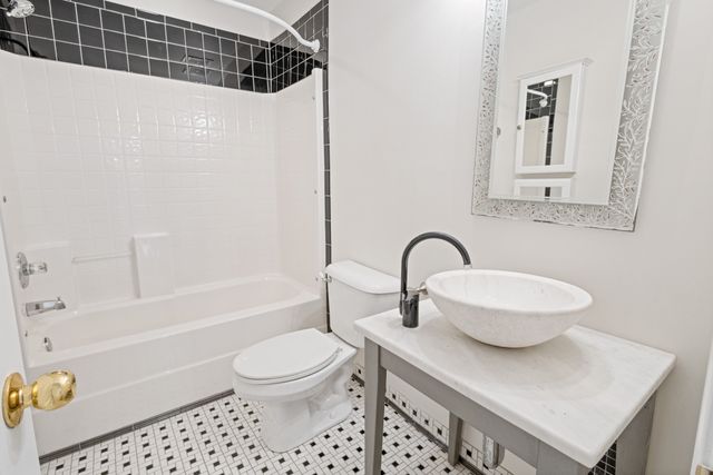 348 Red Feather Ln, Brentwood, TN 37027