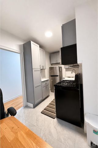 30-15 Hobart Street 4H, Woodside, NY 11377