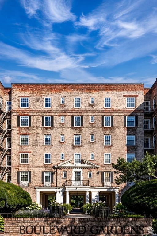 30-15 Hobart Street 4H, Woodside, NY 11377