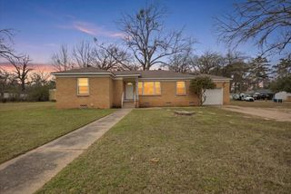 3305 Florence, Kilgore, TX 75662