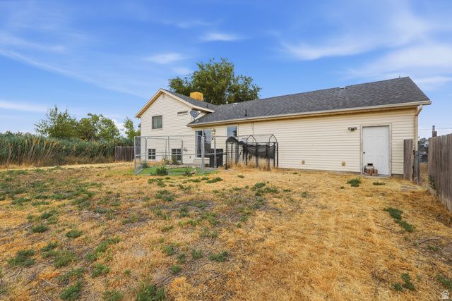 5049 S 4300 W, Hooper, UT 84315