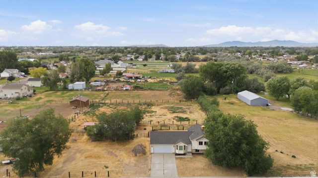 5049 S 4300 W, Hooper, UT 84315