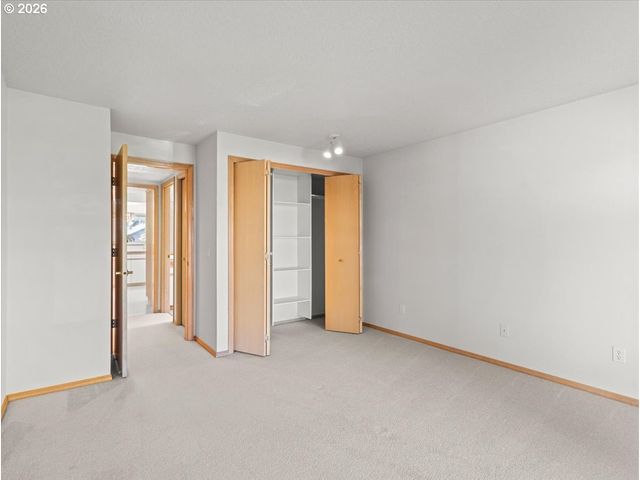 16044 Sw 129TH Ter, Portland, OR 97224