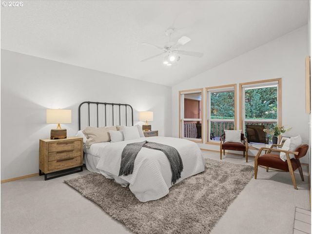 16044 Sw 129TH Ter, Portland, OR 97224
