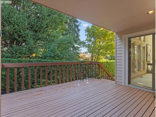 16044 Sw 129TH Ter, Portland, OR 97224